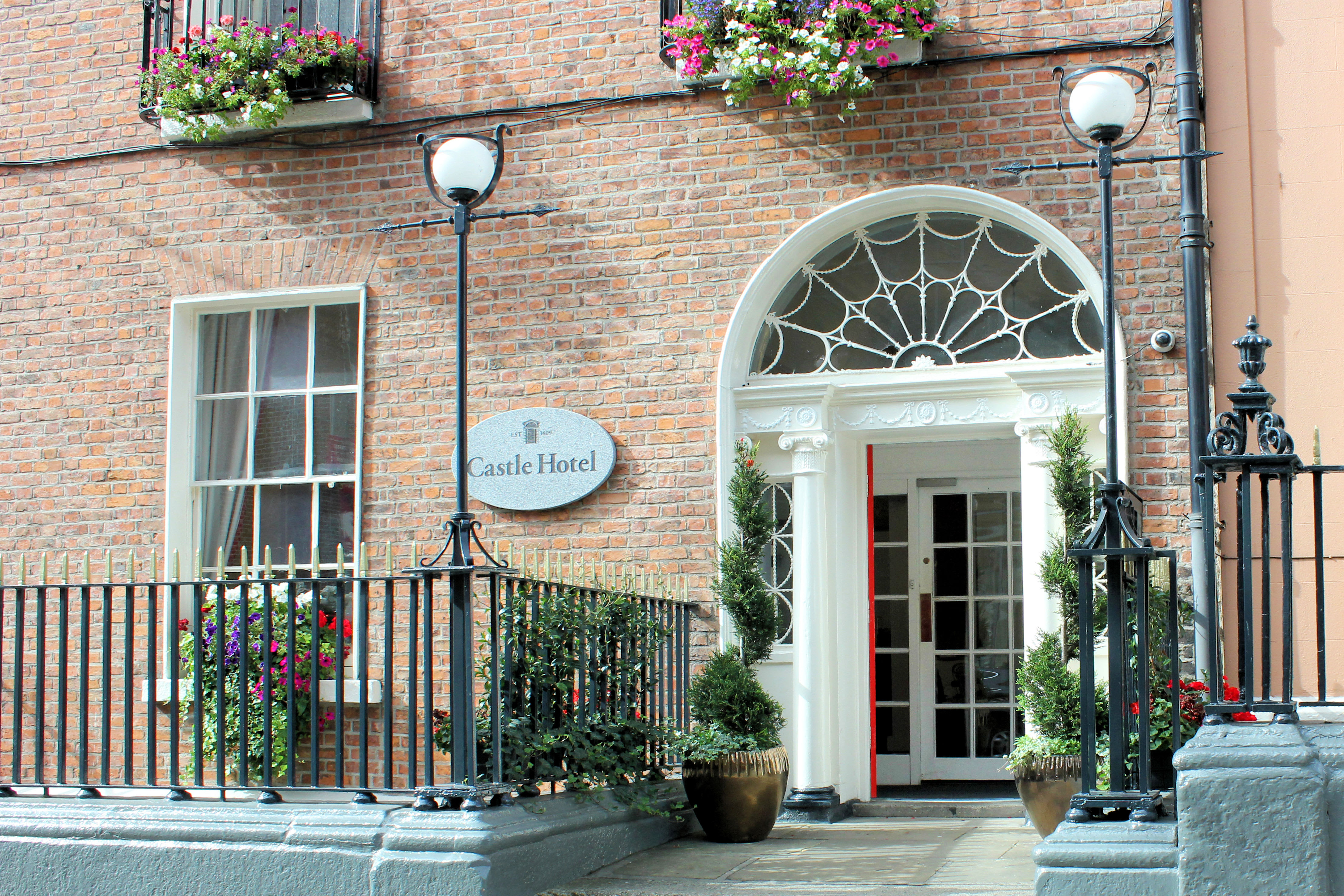 Castle Hotel 1