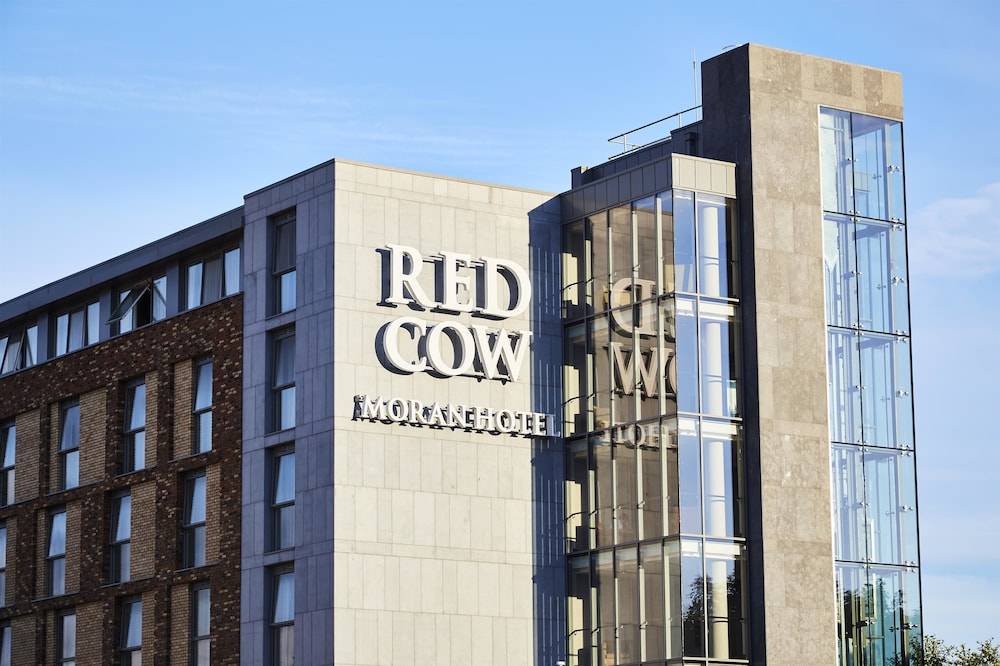 Red Cow Moran Hotel 1