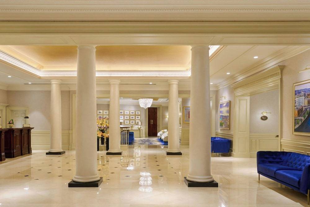 The College Green Dublin Hotel, Autograph Collection 2
