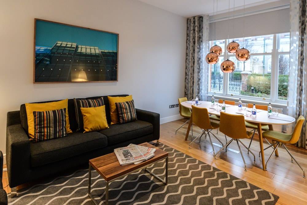 PREMIER SUITES Dublin, Ballsbridge 2