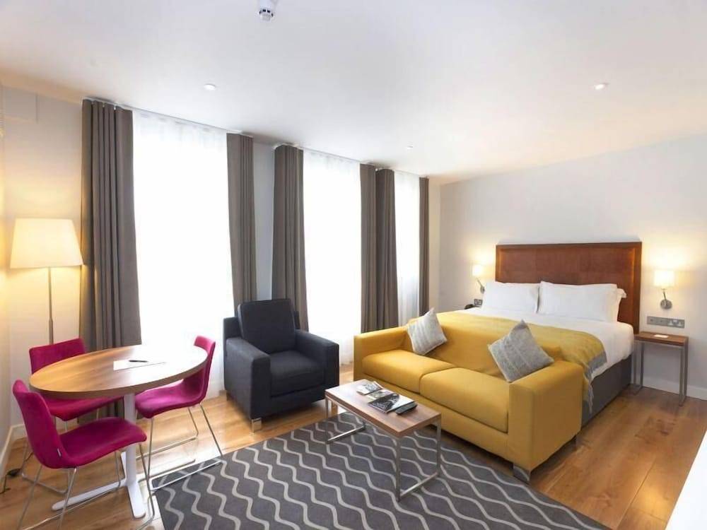 PREMIER SUITES Dublin, Ballsbridge 1