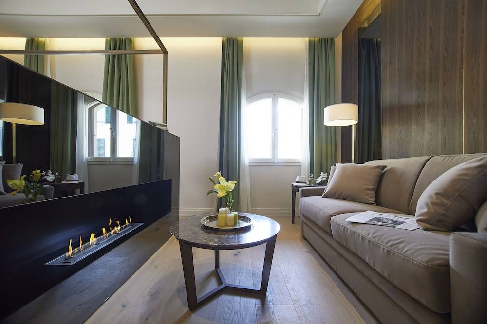 Messori Suites 1