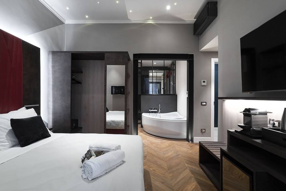 Artemide Guest House 1