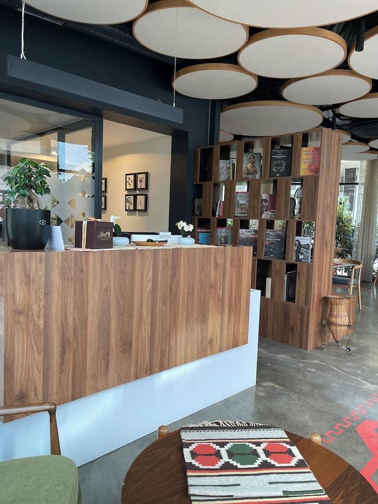 Etnomania Boutique Hotel 2