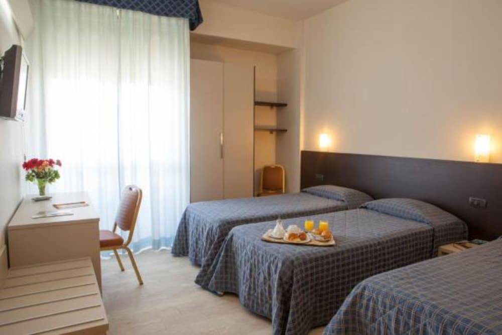 AUTO PARK Hotel 1