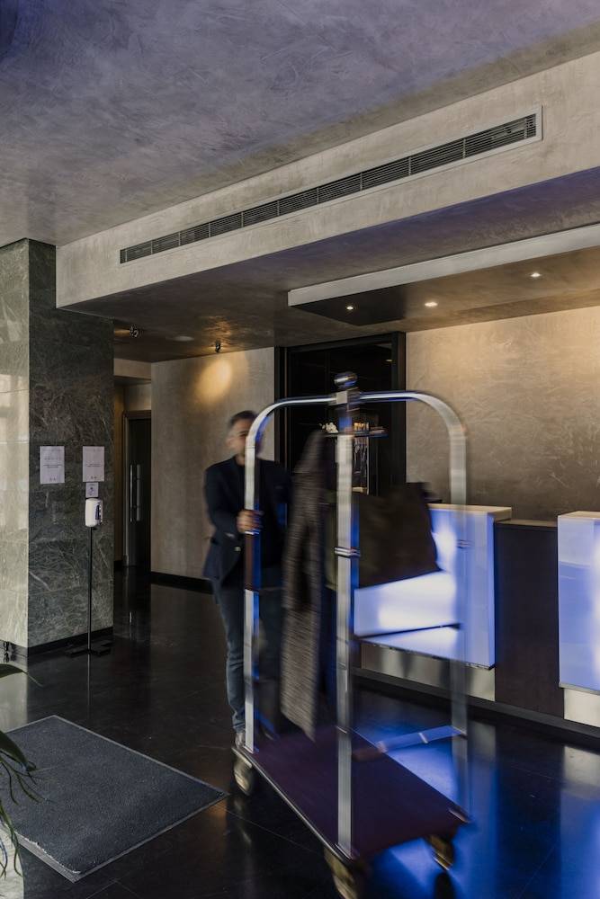 Cosmopolitan Hotel 2