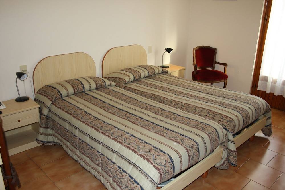Hotel Bodoni 2