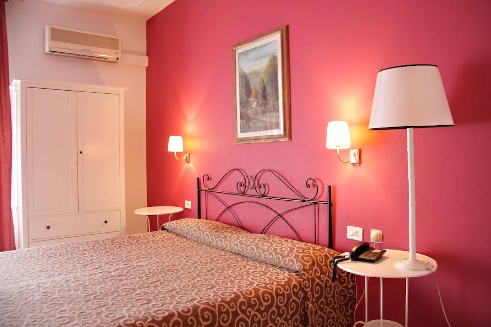 Hotel Alex 2