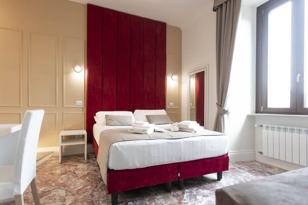 Flat 285 La Suite 1