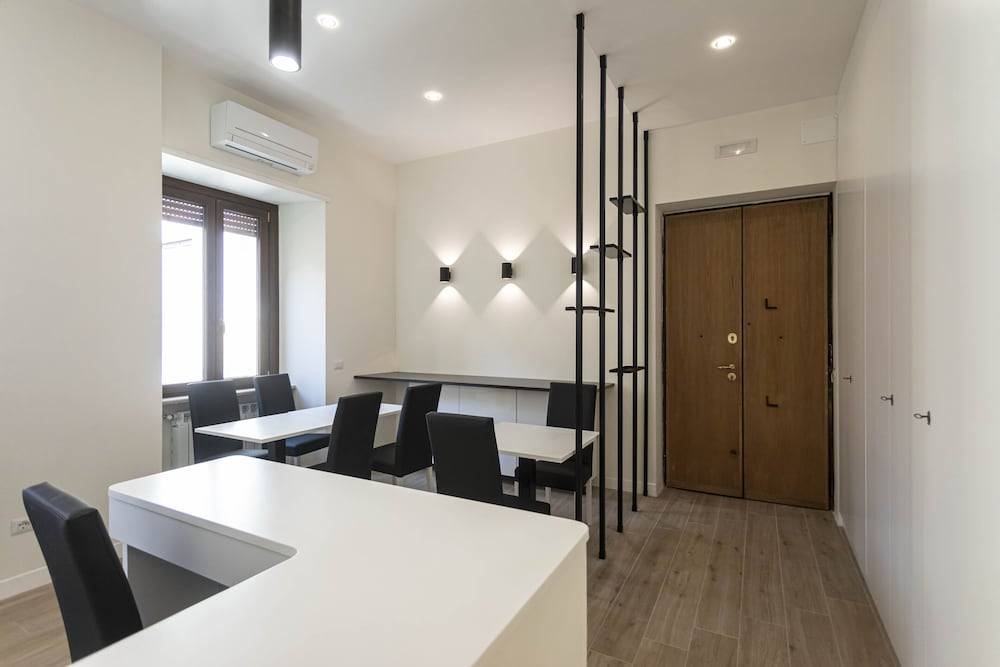 Flat 285 La Suite 2