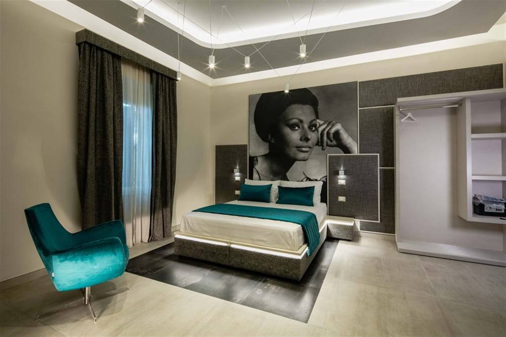 Via Veneto Luxury Suites 1