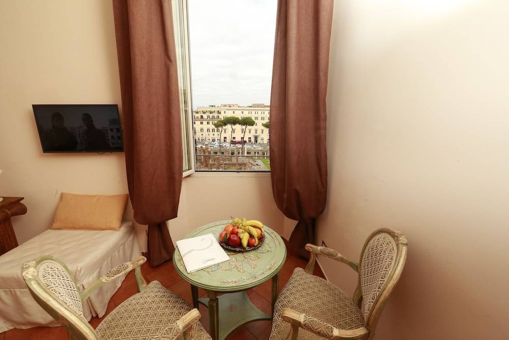 Residenza Gens Julia 1