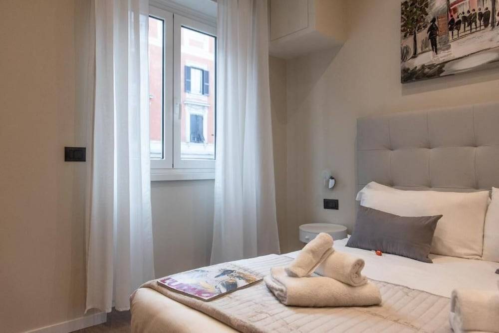 XXIV Domus Luxury Suites 2