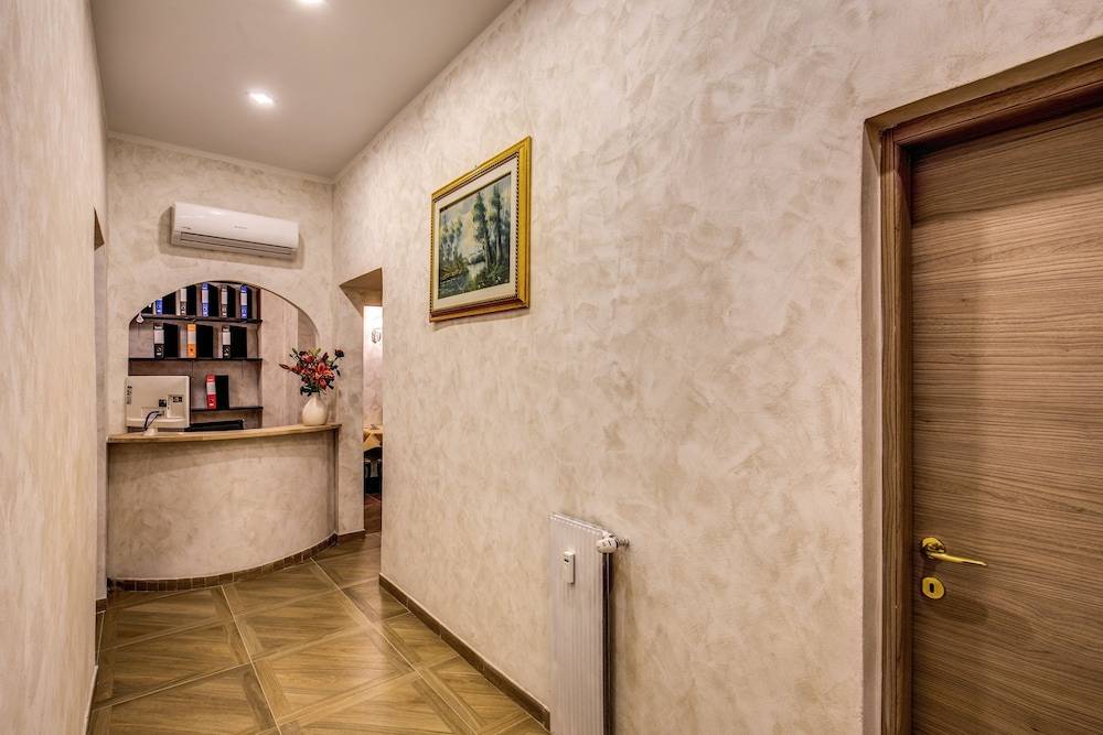 AMICI GUESTHOUSE 2