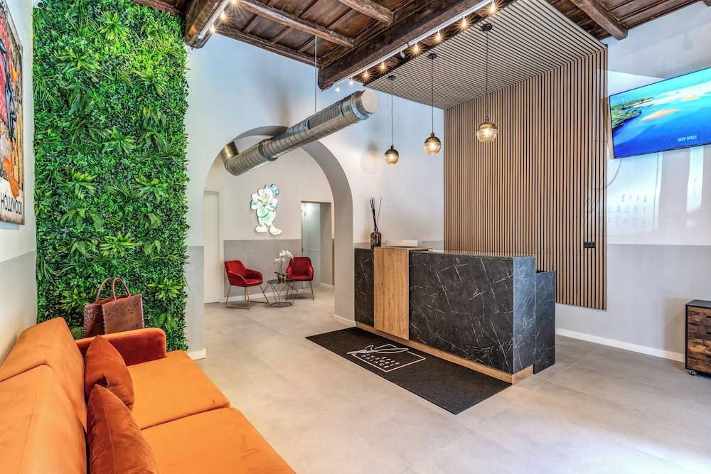 Effe Luxury Palace 1