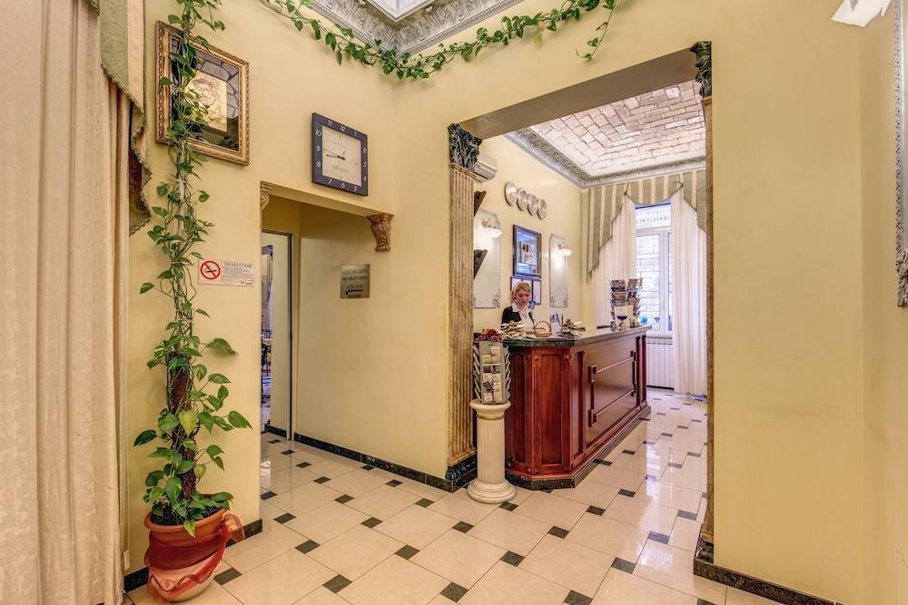 Cambridge Hotel 2