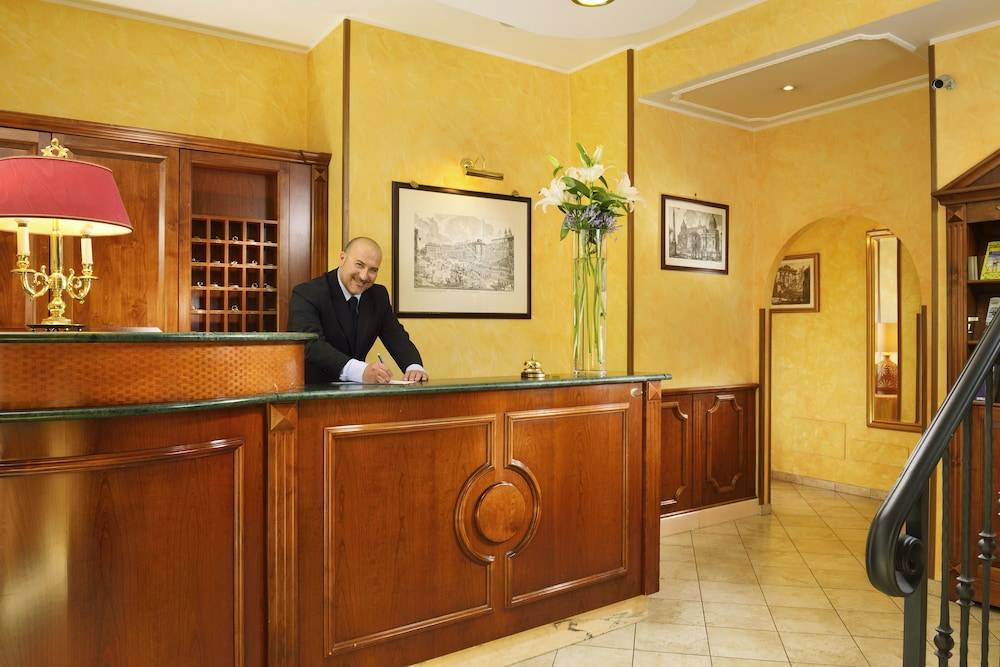 Hotel Tuscolana 2