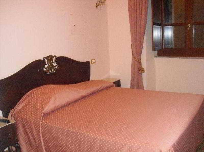 Affreschi Su Roma Luxury B&B 1