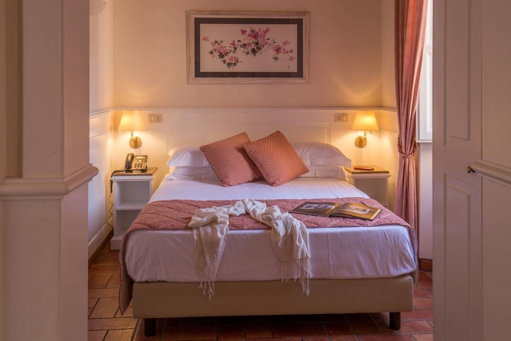 Aenea Inn 1