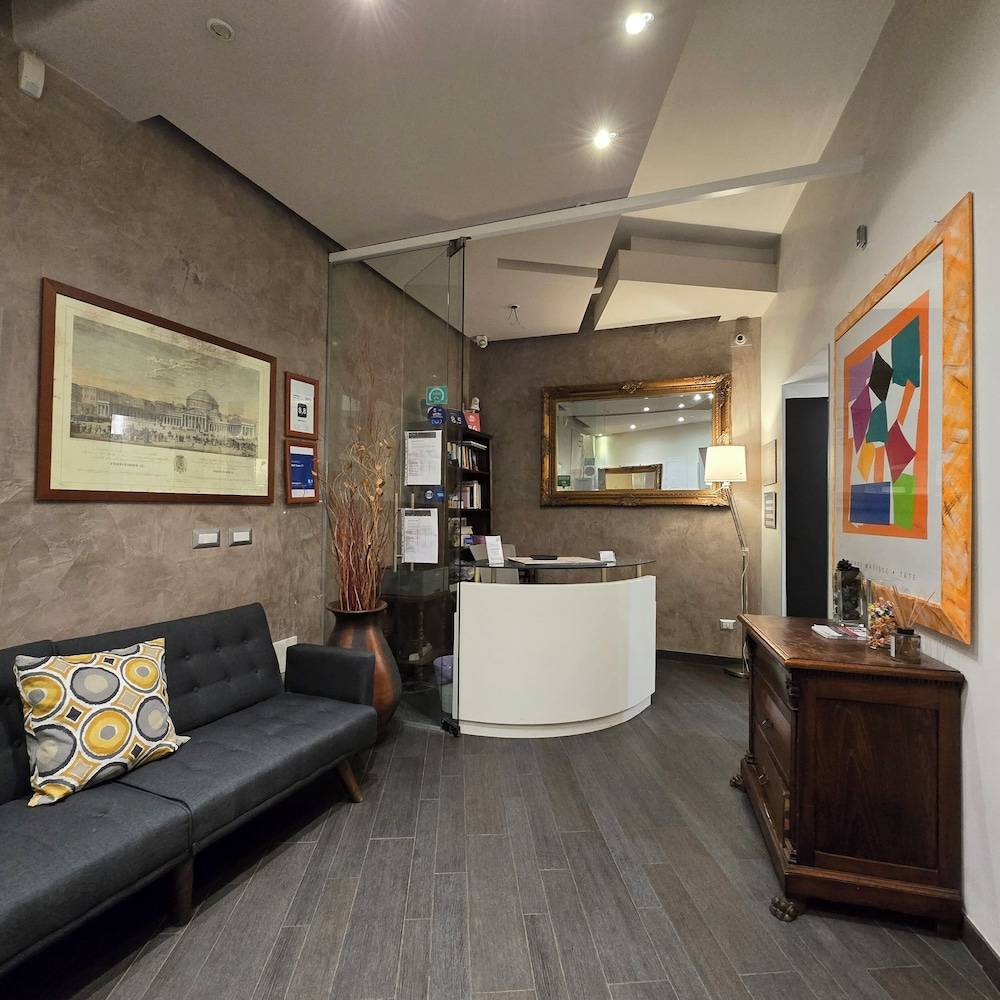 B&B Home 77 2