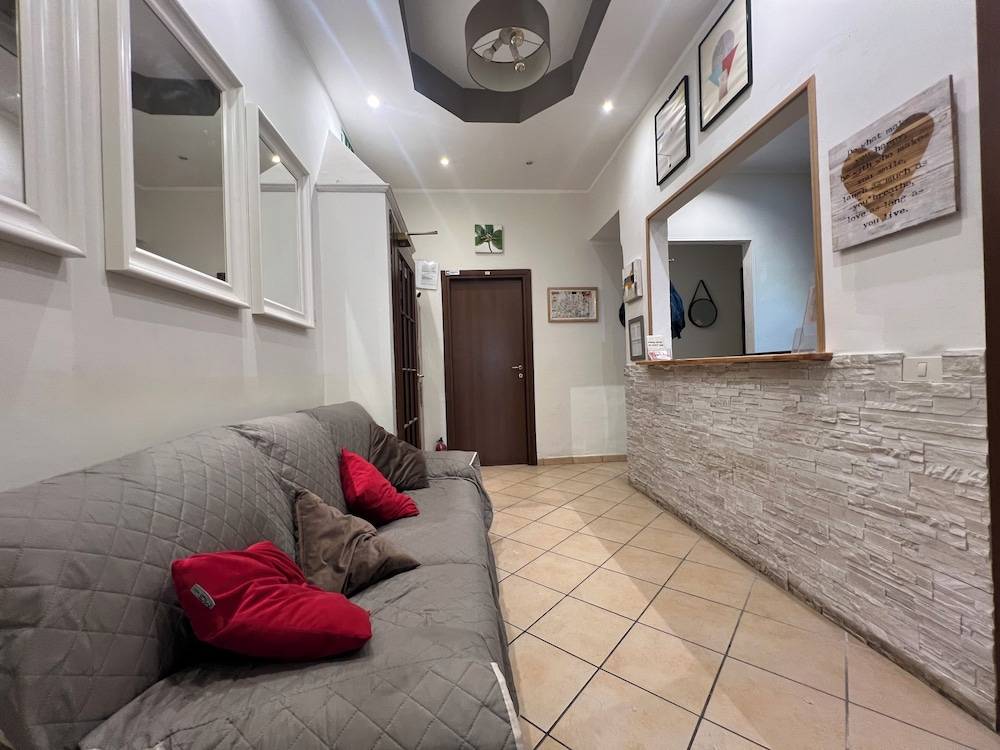 Freedom Traveller Hostel 2