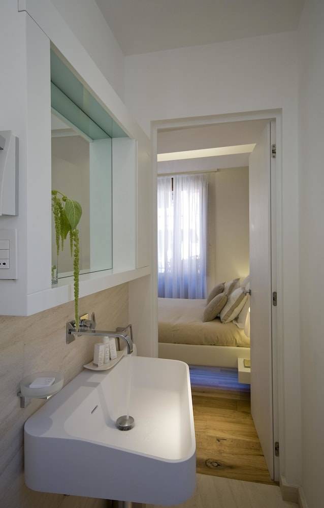 Gigli D'Oro Suite 2