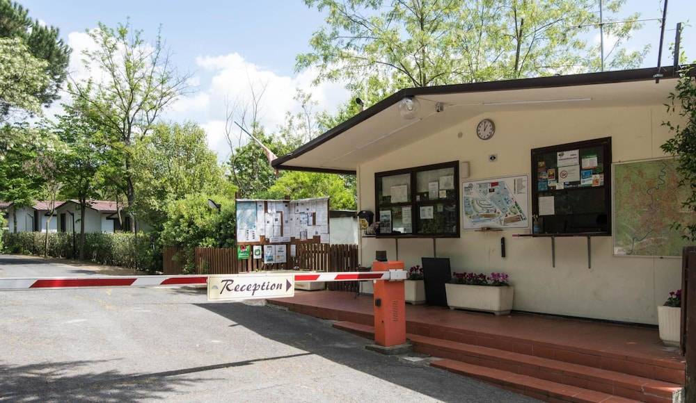 Happy Village & Camping 2