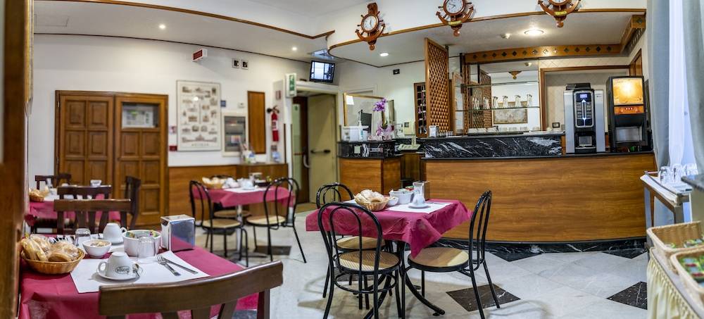 Hotel Ferrarese 1