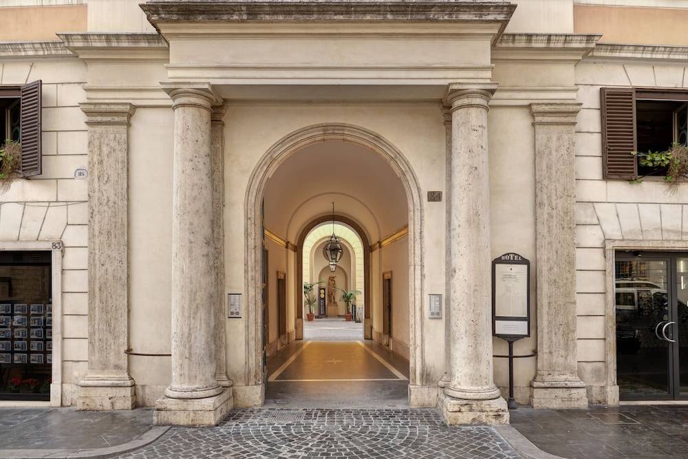 Borghese Contemporary Hotel 1