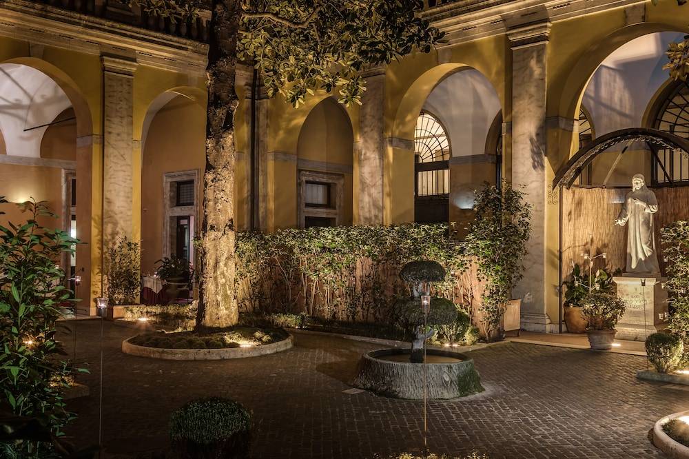 Palazzo Cardinal Cesi 1