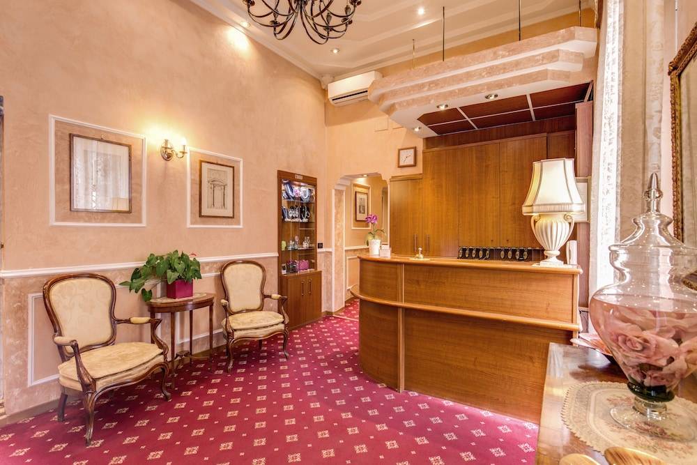 Hotel Martini 2