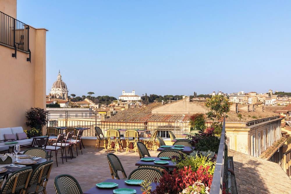 HOTEL ADRIANO Rooftop 1