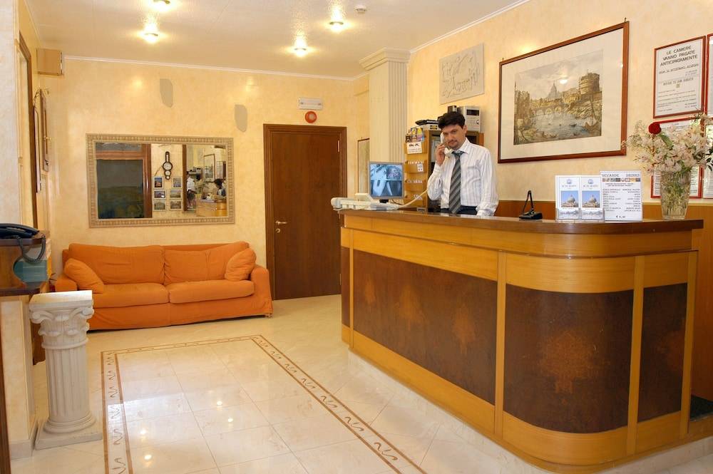 Hotel Adriatic 2