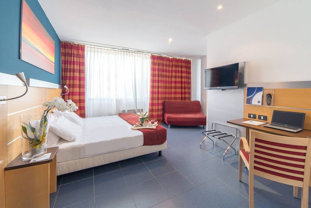Sotel Nomentana Roma 1