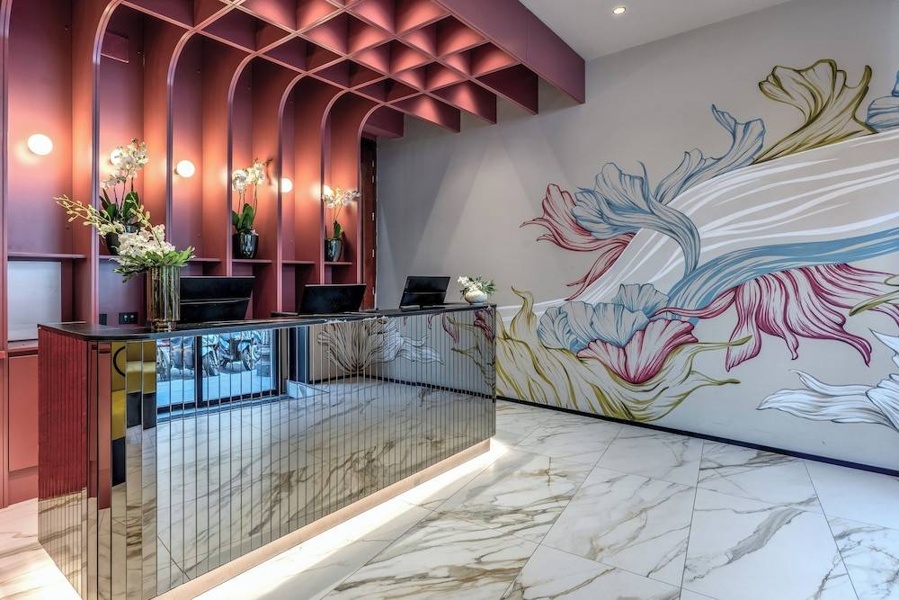 Madison Hotel 1