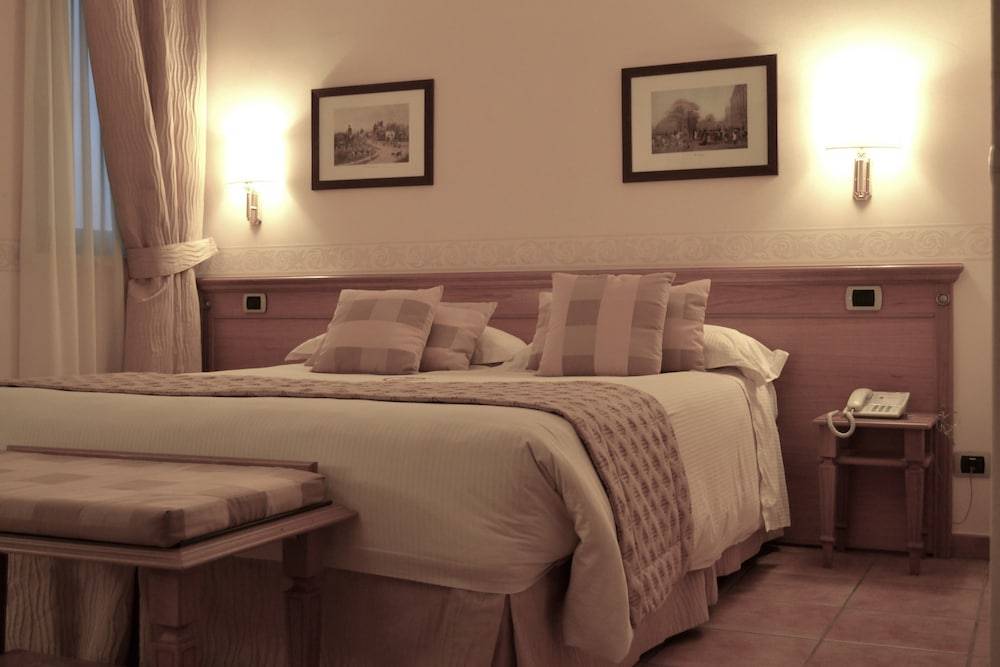 Seccy Hotel Boutique Art & Museum 1