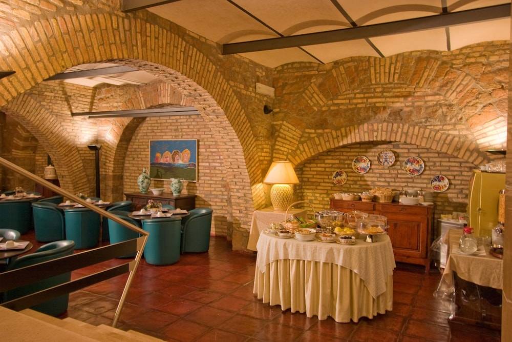 Hotel Laurentia 1