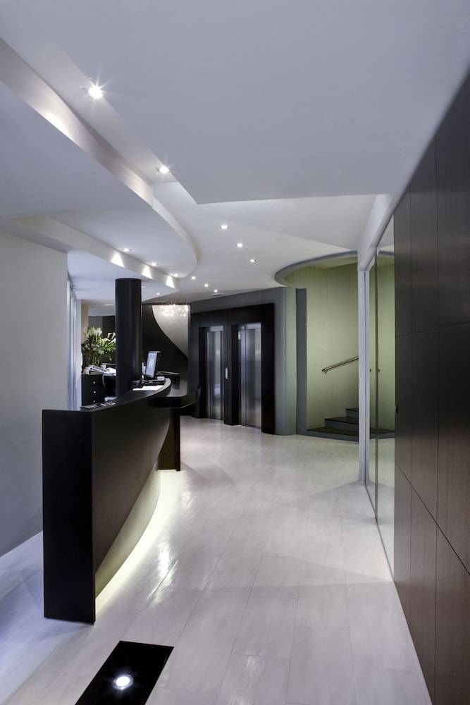 Twentyone Hotel 2