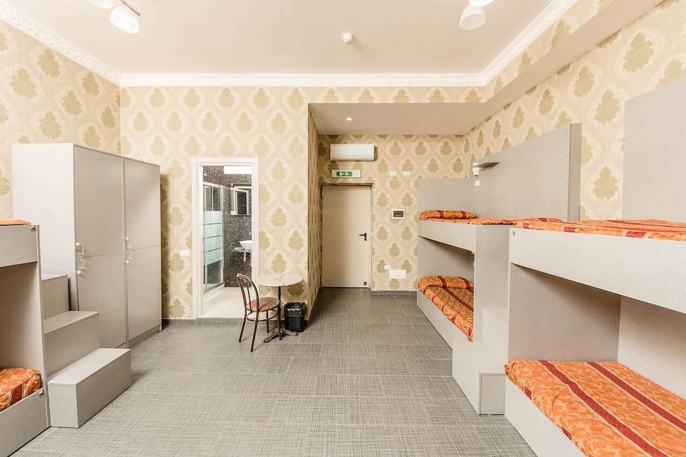Hostel Beautiful 1