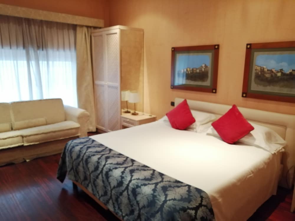 Colosseo Studio Suite 1