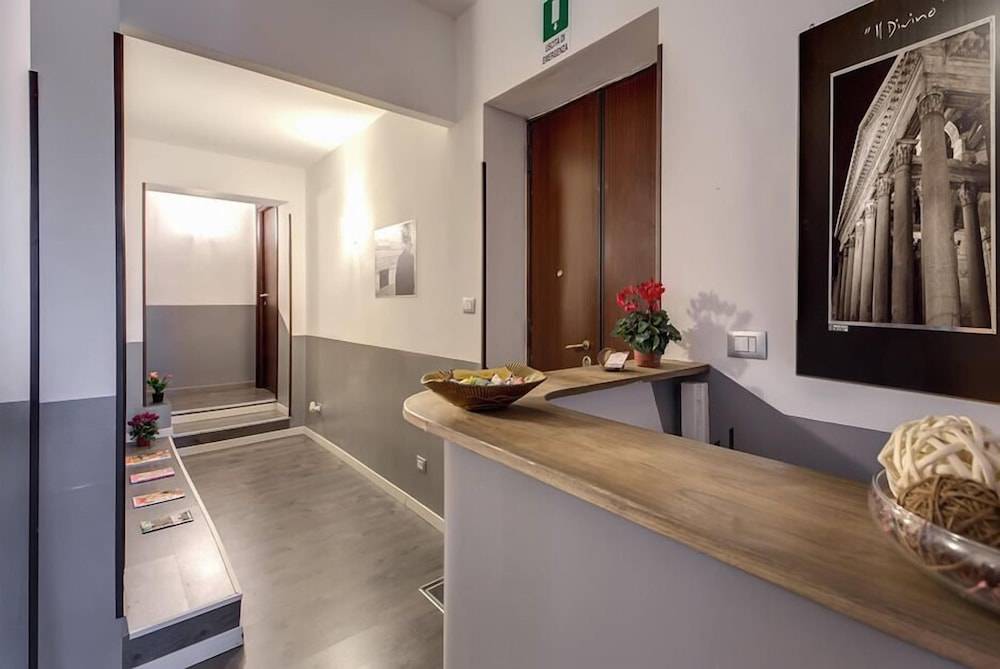 MF Hotel 2