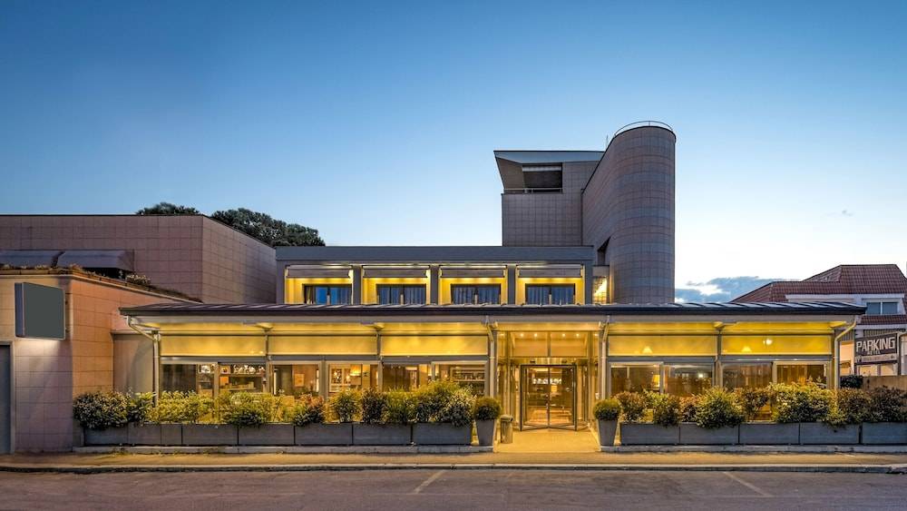 Rome Airport Hotel Fiumicino 1