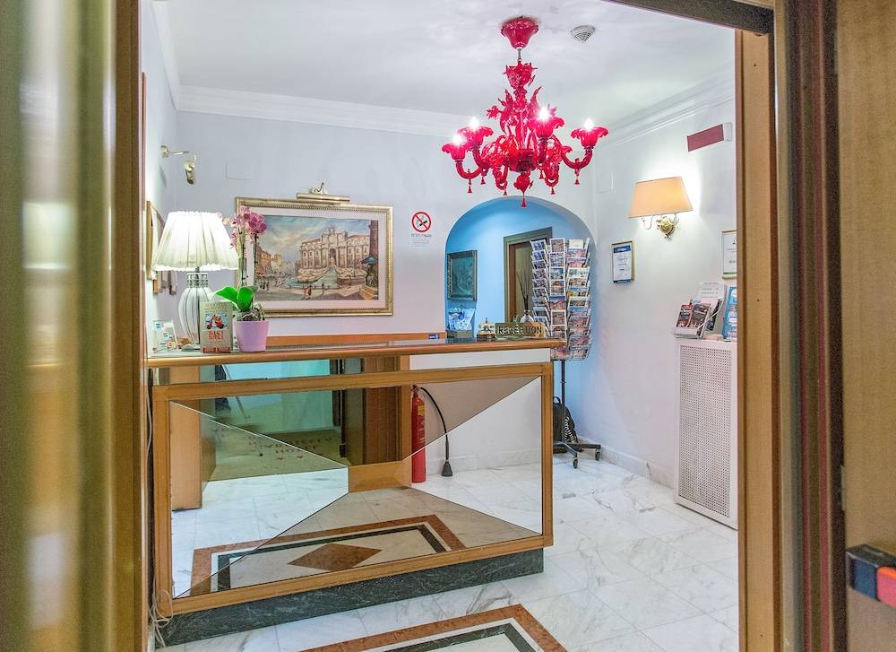 Hotel Gabriella 2