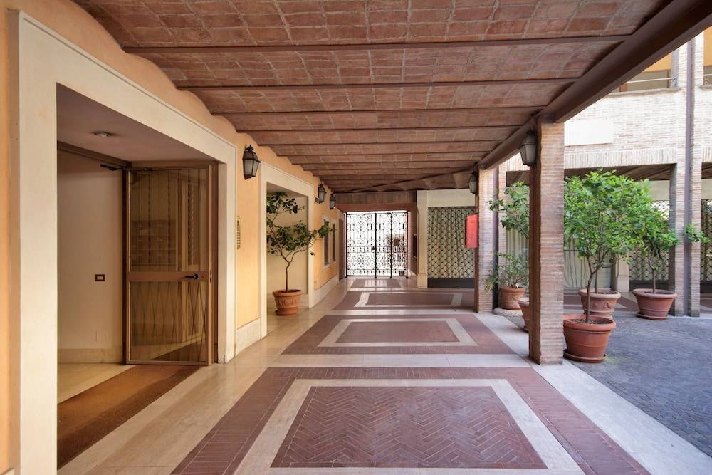Piazzetta Margutta - My Extra Home 2