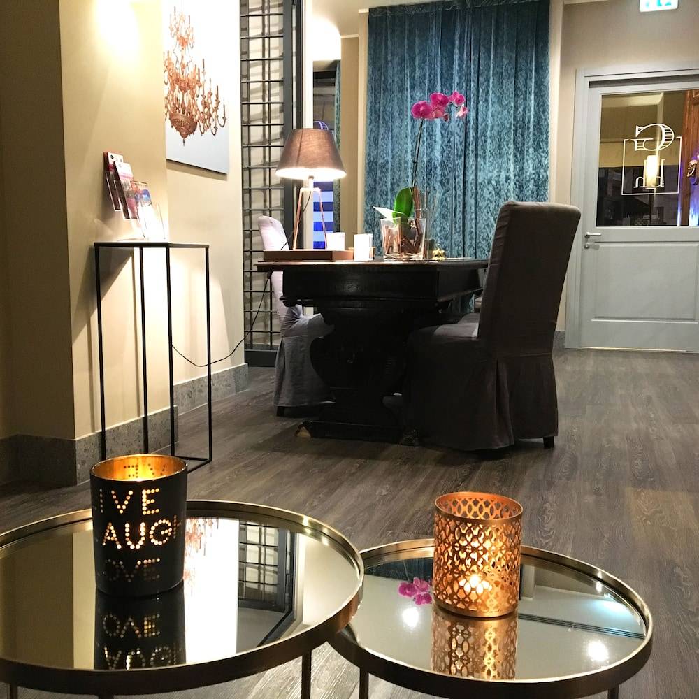 Giuturna Boutique Hotel 2