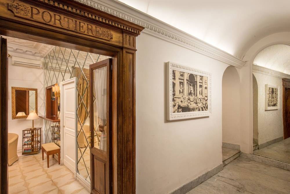 Suite Opera Rooms 2