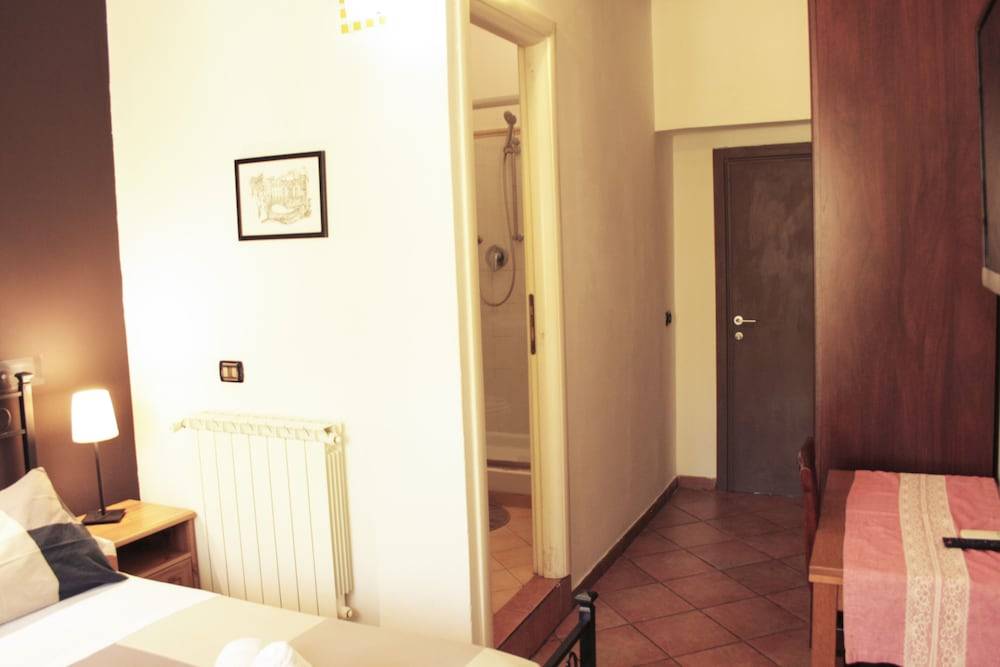 Sixtythree guesthouse 1