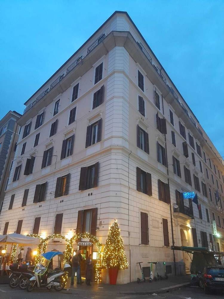 Hotel Touring 1
