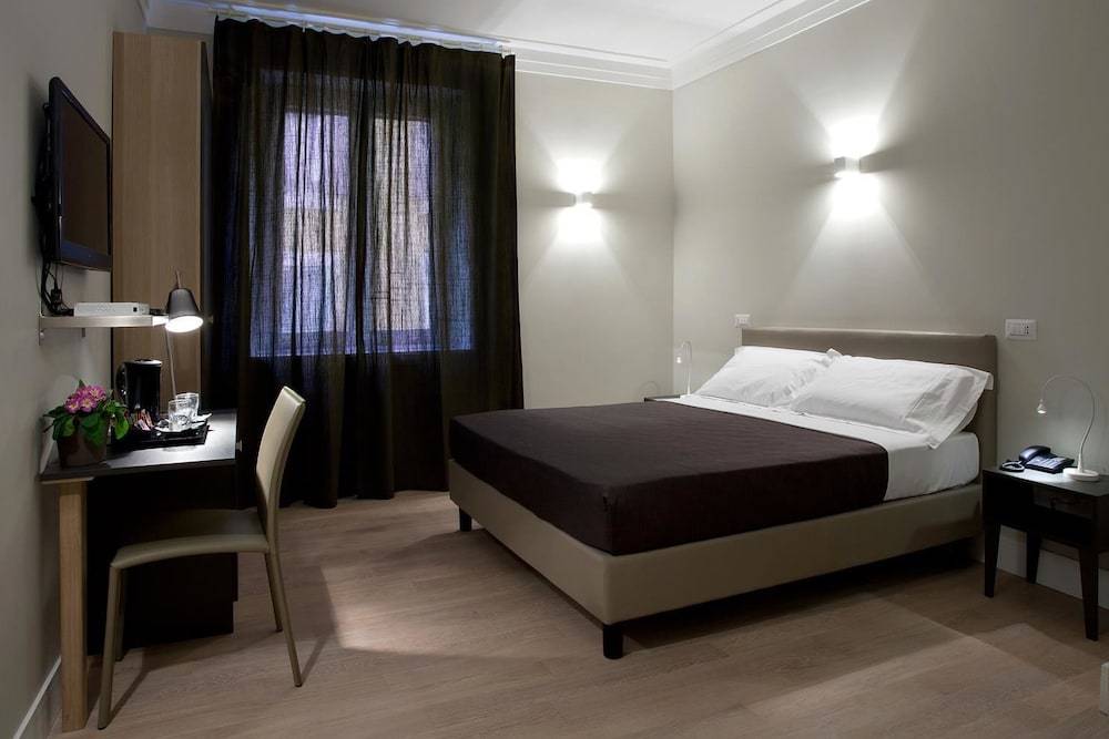 Regola Suite 1
