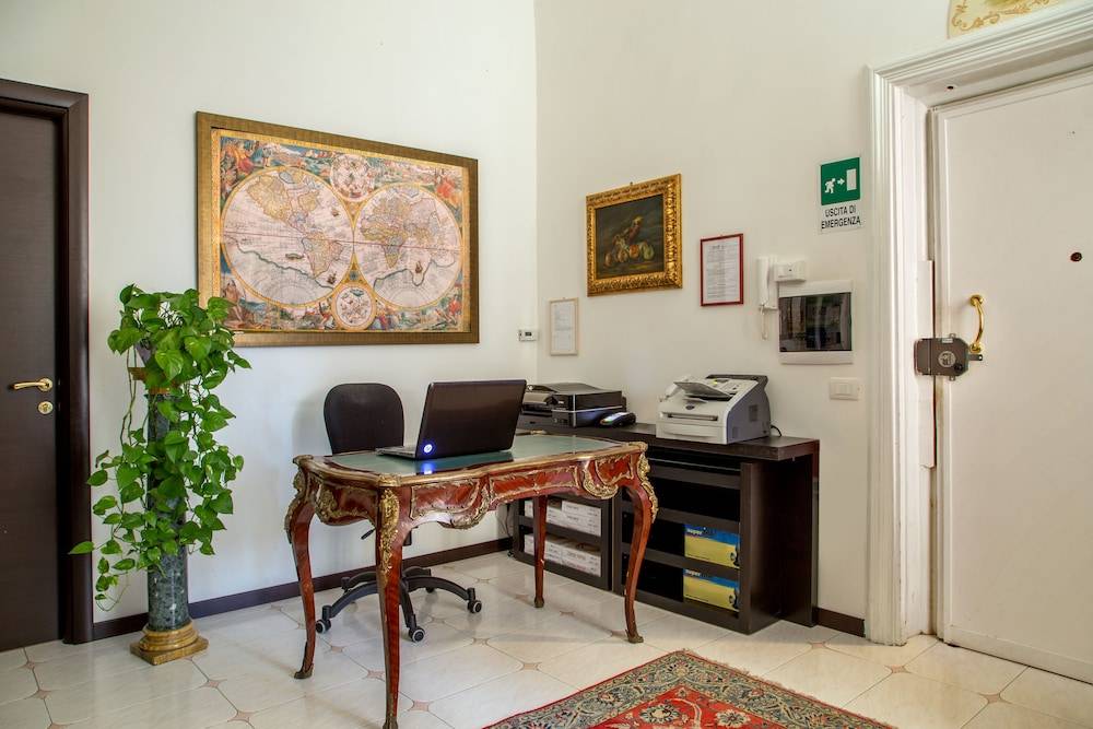 Roma Central Guest House 2